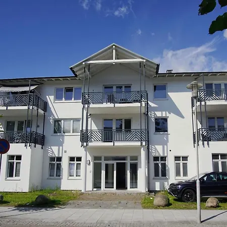 Schoene 2-raum-wohnung Mit Balkon, Gratis Nutzung Vom Ahoi Erlebnisbad Und Sauna In - Jolie 09 Daire Sellin (Rugen)