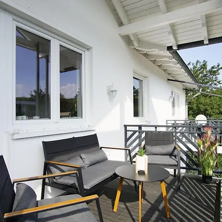 Daire Schoene 2-raum-wohnung Mit Balkon, Gratis Nutzung Vom Ahoi Erlebnisbad Und Sauna In - Jolie 09