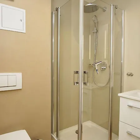 Daire Schoene 2-raum-wohnung Mit Balkon, Gratis Nutzung Vom Ahoi Erlebnisbad Und Sauna In - Jolie 09 *