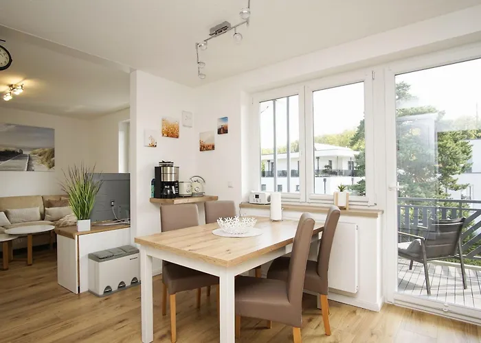 Schoene 2-raum-wohnung Mit Balkon, Gratis Nutzung Vom Ahoi Erlebnisbad Und Sauna In - Jolie 09 *